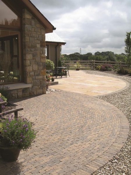 Retro Paving 190x50x60mm BRACKEN EACH - TOBERMORE - Image 2